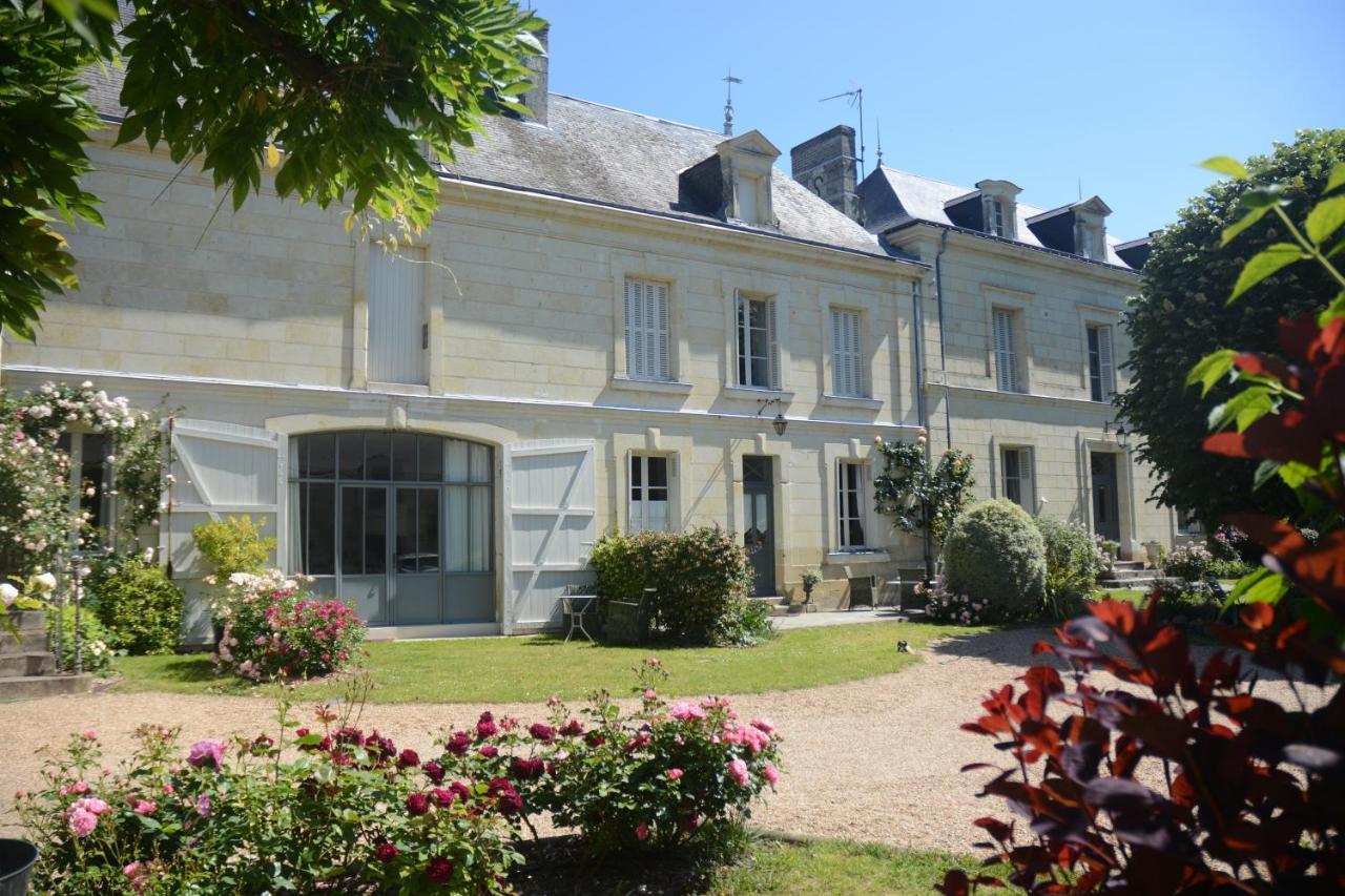 La Penesais Beaumont-en-Véron Exterior foto
